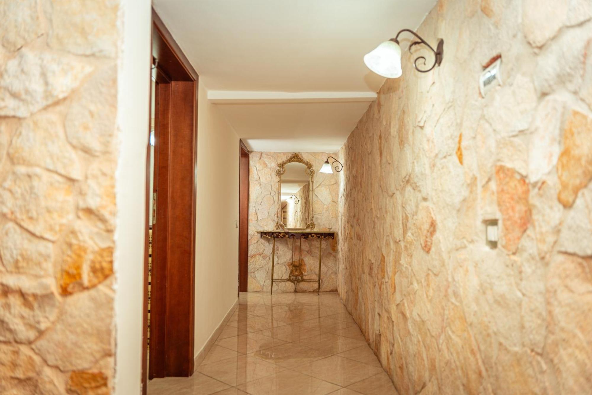 Monserrato House Villa Catania Exterior foto
